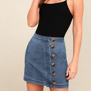 Little Daisies Medium Wash Free People Skirt BNWOT